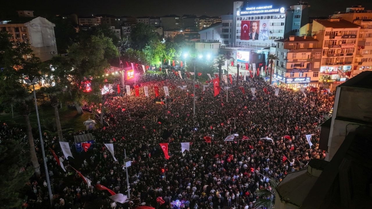 Denizli&rsquo;de 19 Mayıs coşkusu Manga ile zirveye ulaştı