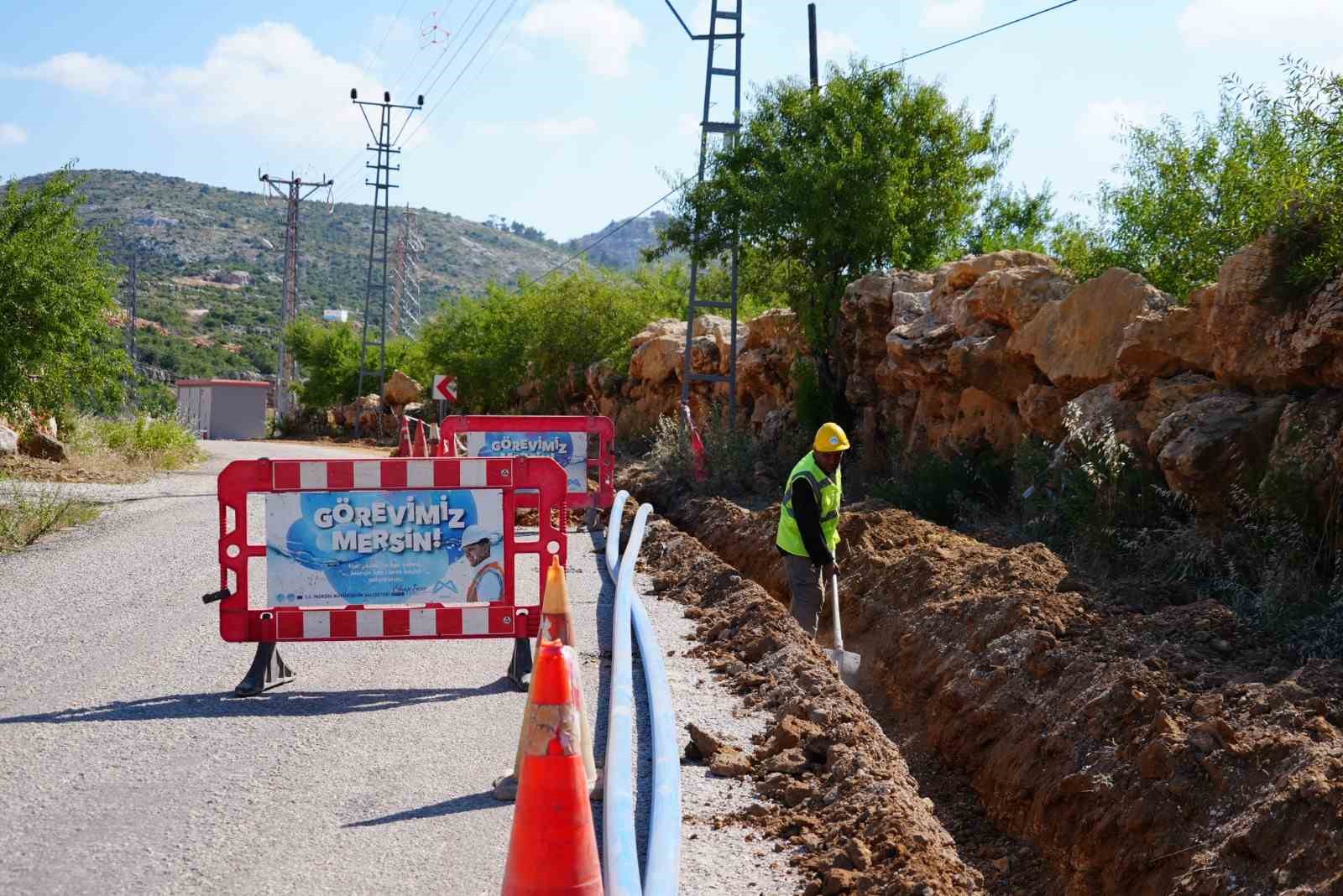 Silifke’de 30 yıllık su deposu yenilendi, 2 bin 100 metrelik hat tamamlandı