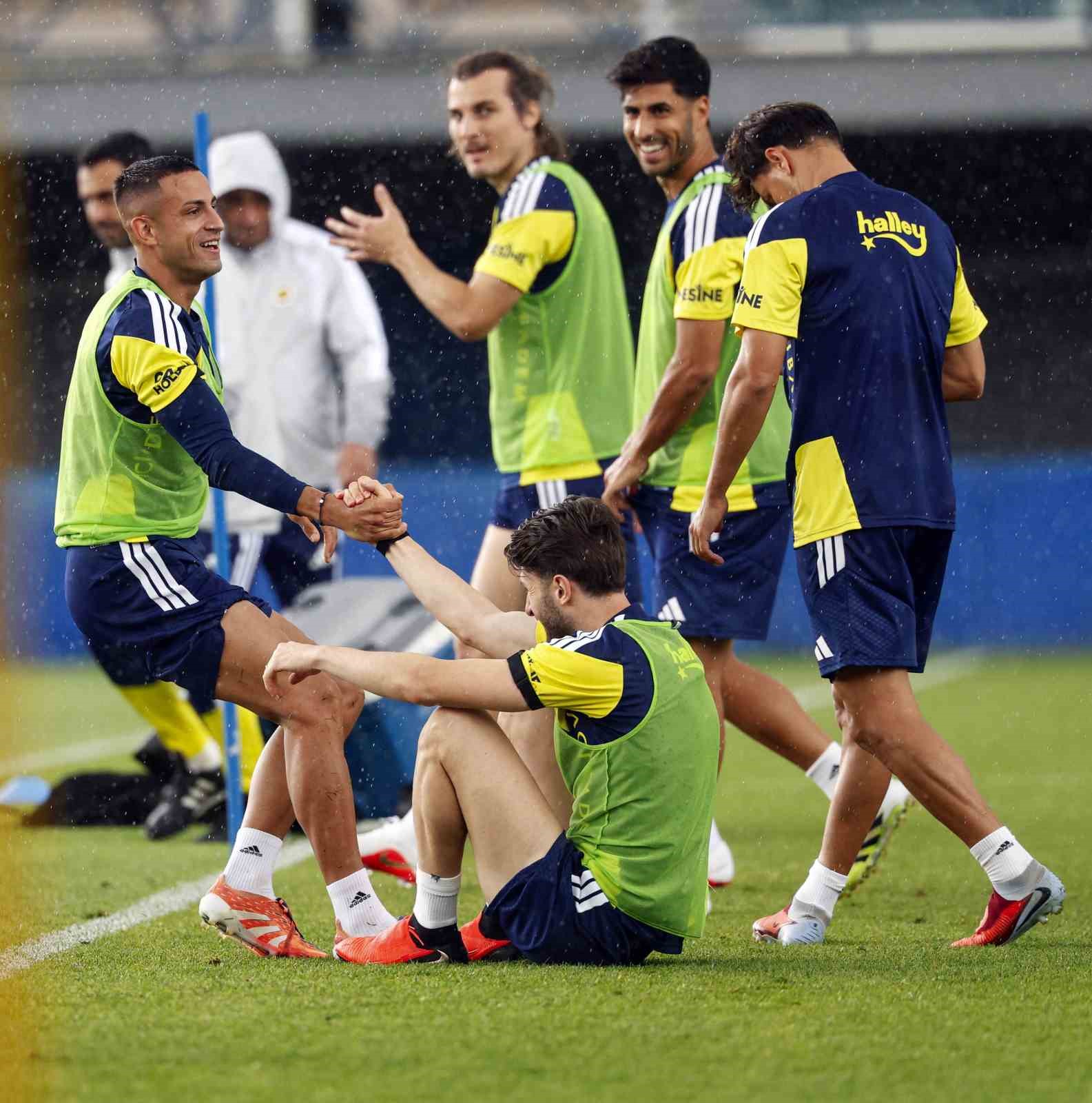 Fenerbahçe’de Gornik Zabrze maçı hazırlıkları devam etti