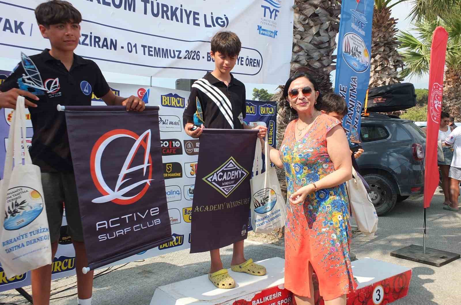 Balıkesir&rsquo;de 4 g&uuml;nl&uuml;k s&ouml;rf heyecanı sona erdi