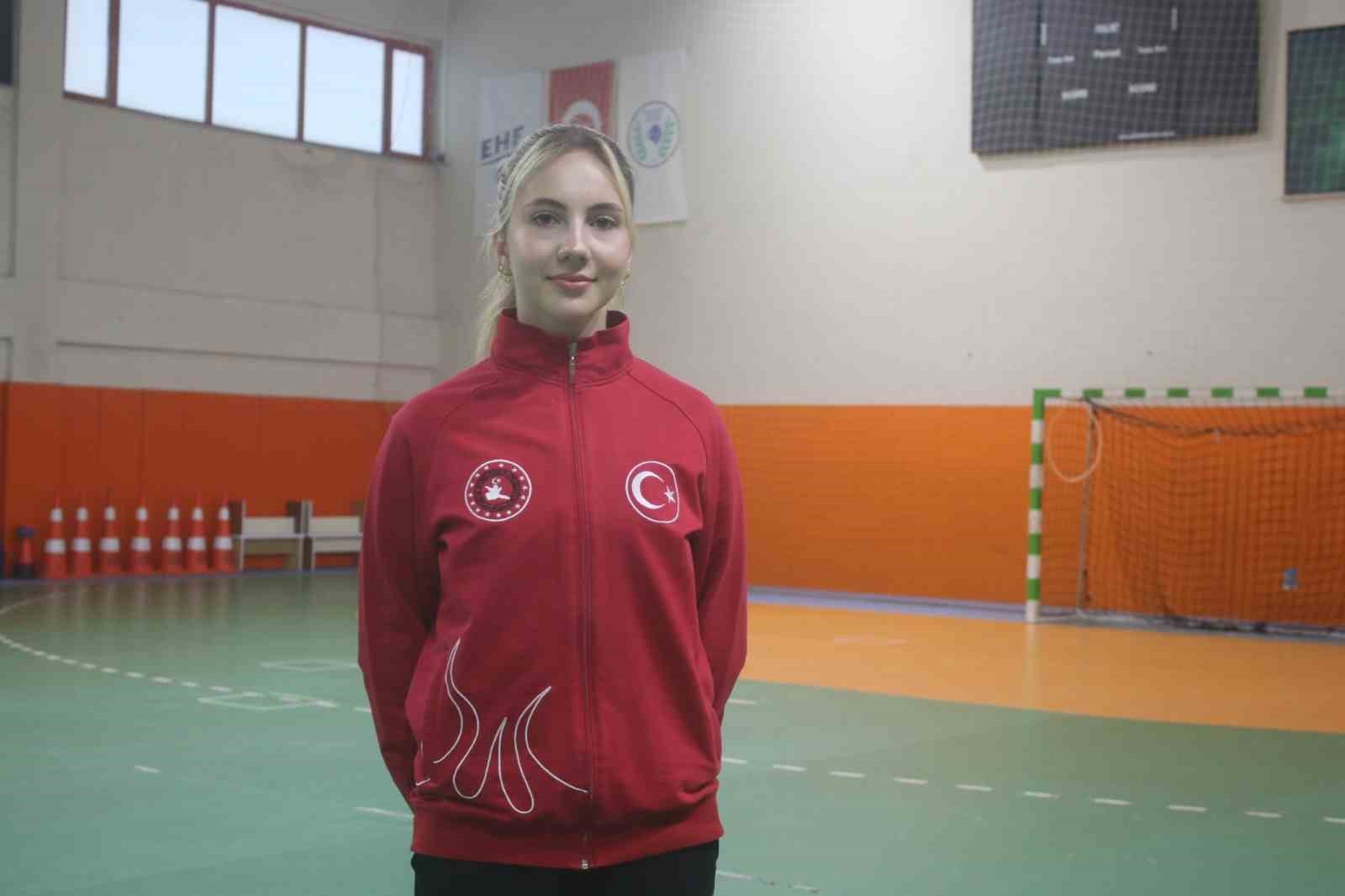 Elif Naz Kara&rsquo;nın yeni hedefi d&uuml;nya şampiyonluğu