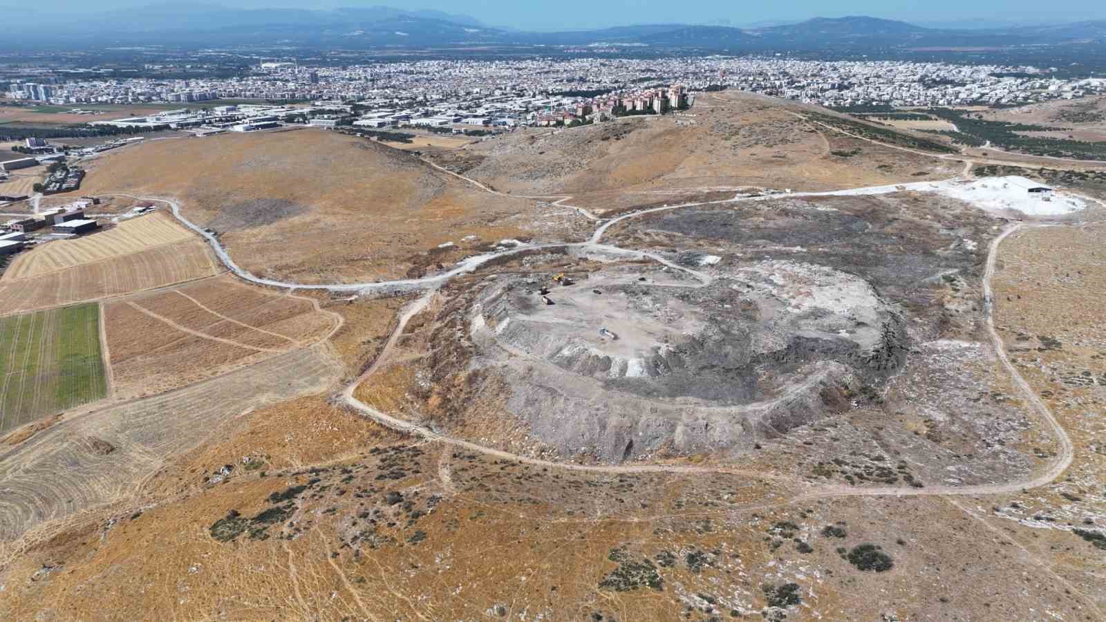 Akhisar’daki vahşi depolama alanı lavanta bahçesi olacak