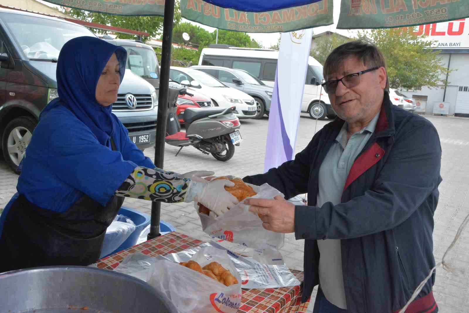 Balıkesir esnafı ahilik lokması döktürdü