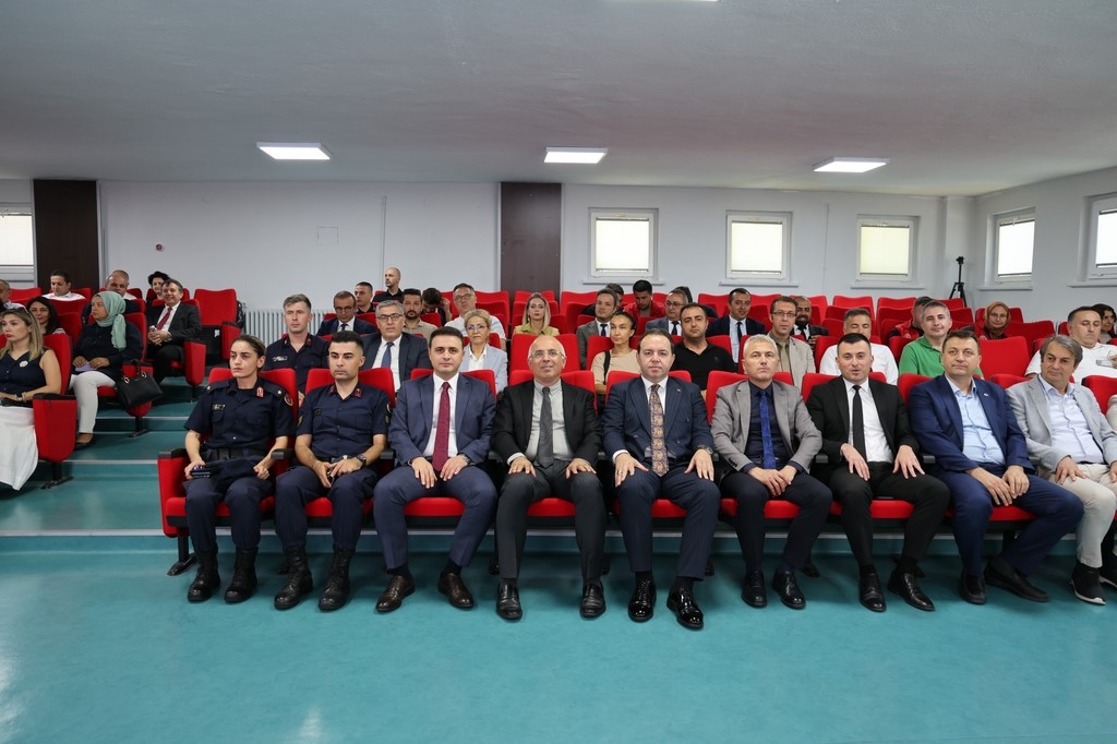 BEUN’da "10. Yılında 15 Temmuz: Milli Birlik ve Demokrasi Zaferi" konferansı