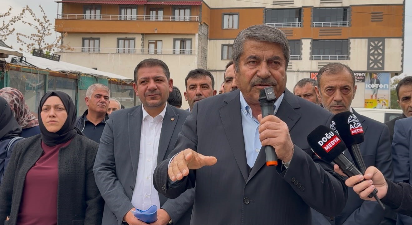 Başkan Taşkın&rsquo;dan Sırrı Sakık&rsquo;a tepki: "Patnos halkından &ouml;z&uuml;r dilemesini bekliyoruz"