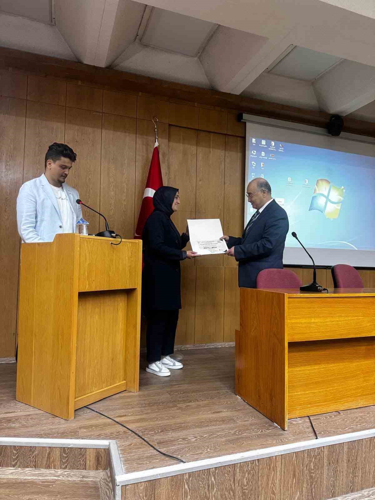 &Uuml;niversitesi &ouml;ğrencilerine &rsquo;Kadına Y&ouml;nelik Şiddetle M&uuml;cadele&rsquo; eğitimi