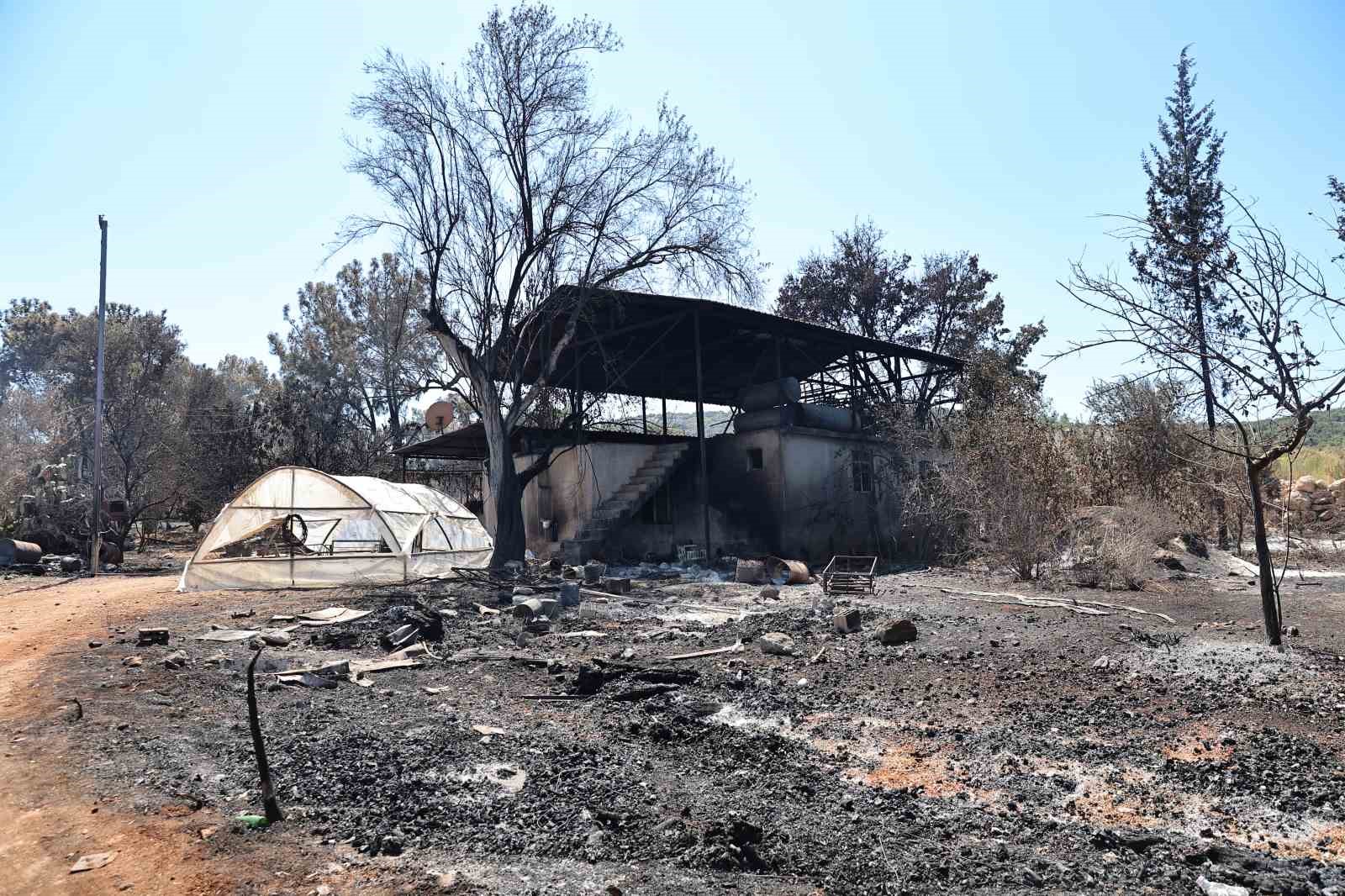 Kaş’ta orman yangınında zarar gören alanlar görüntülendi
