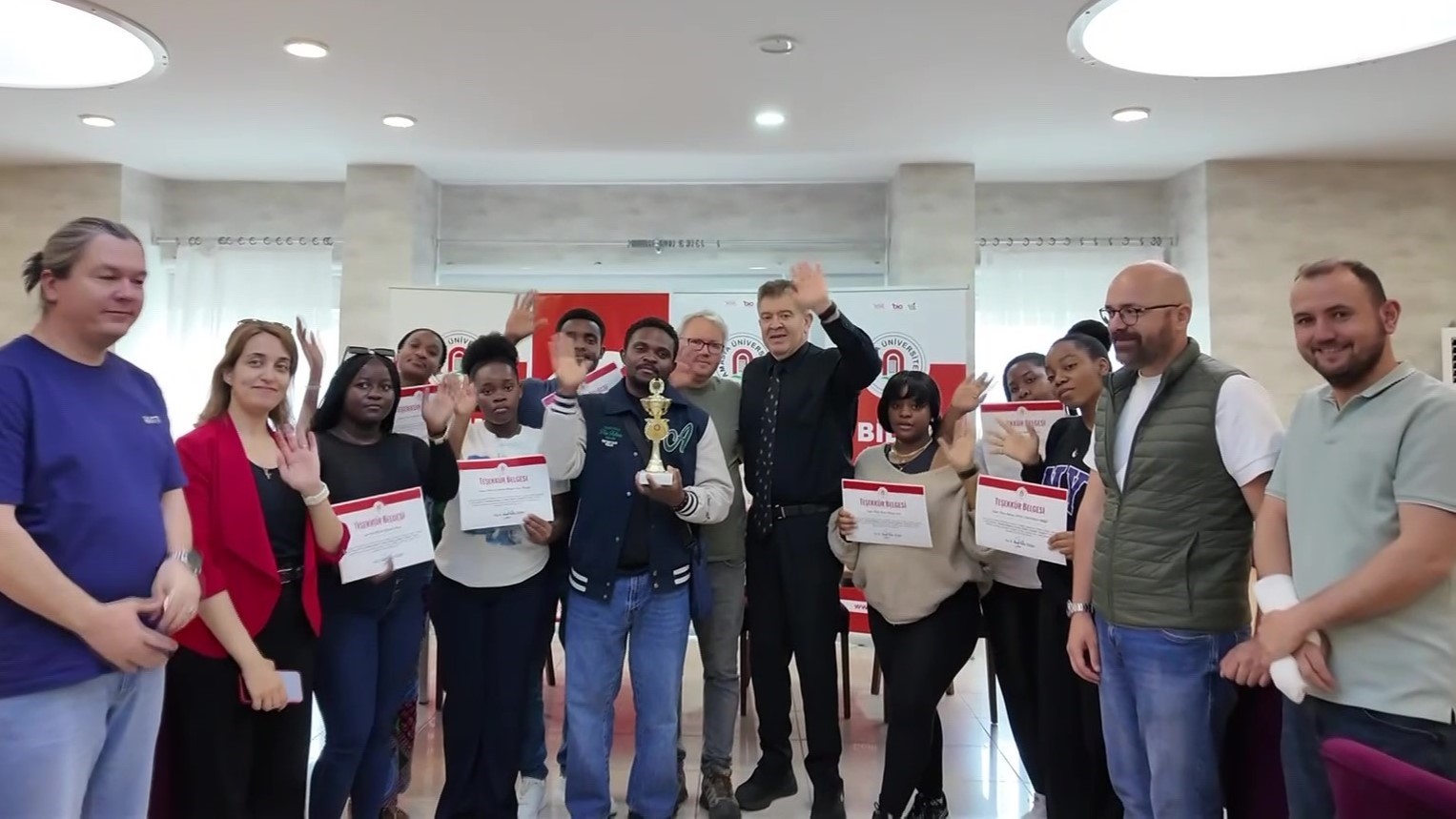 Afrikalı üniversitelilerin favori yemekleri: Yaprak dolması ve mercimek çorbası