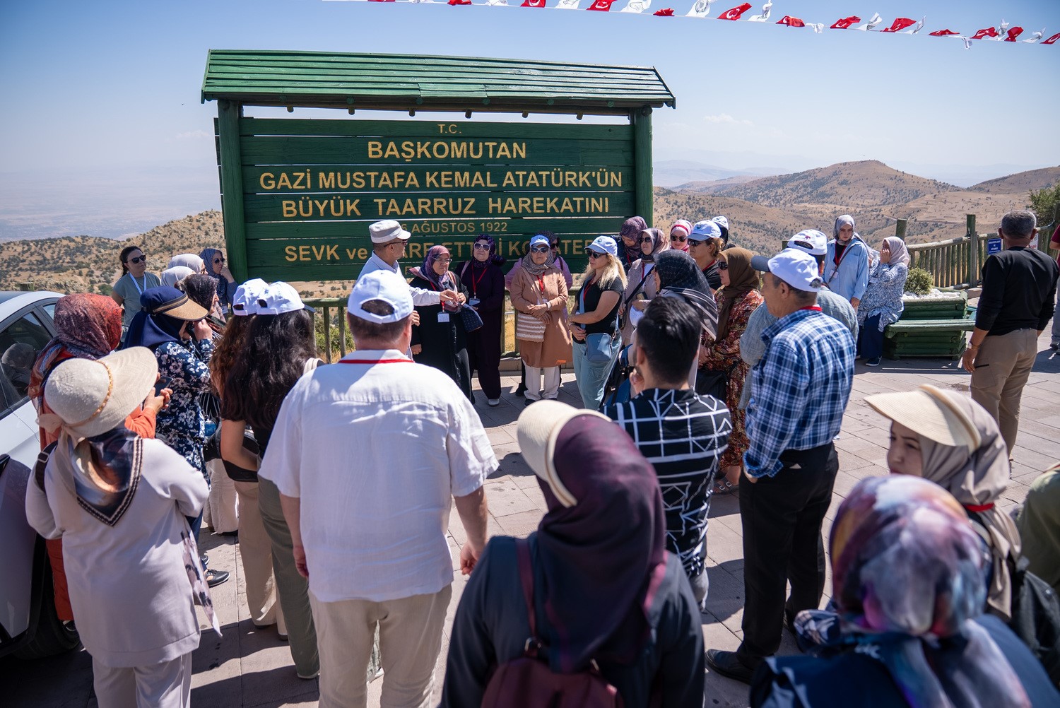 Kocatepe&rsquo;den Dumlupınar&rsquo;a zafer yolculuğu