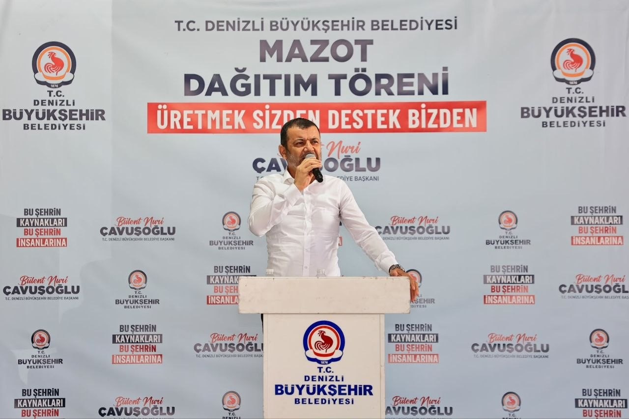 Denizli’de üreticinin yüzü Büyükşehir ile gülüyor