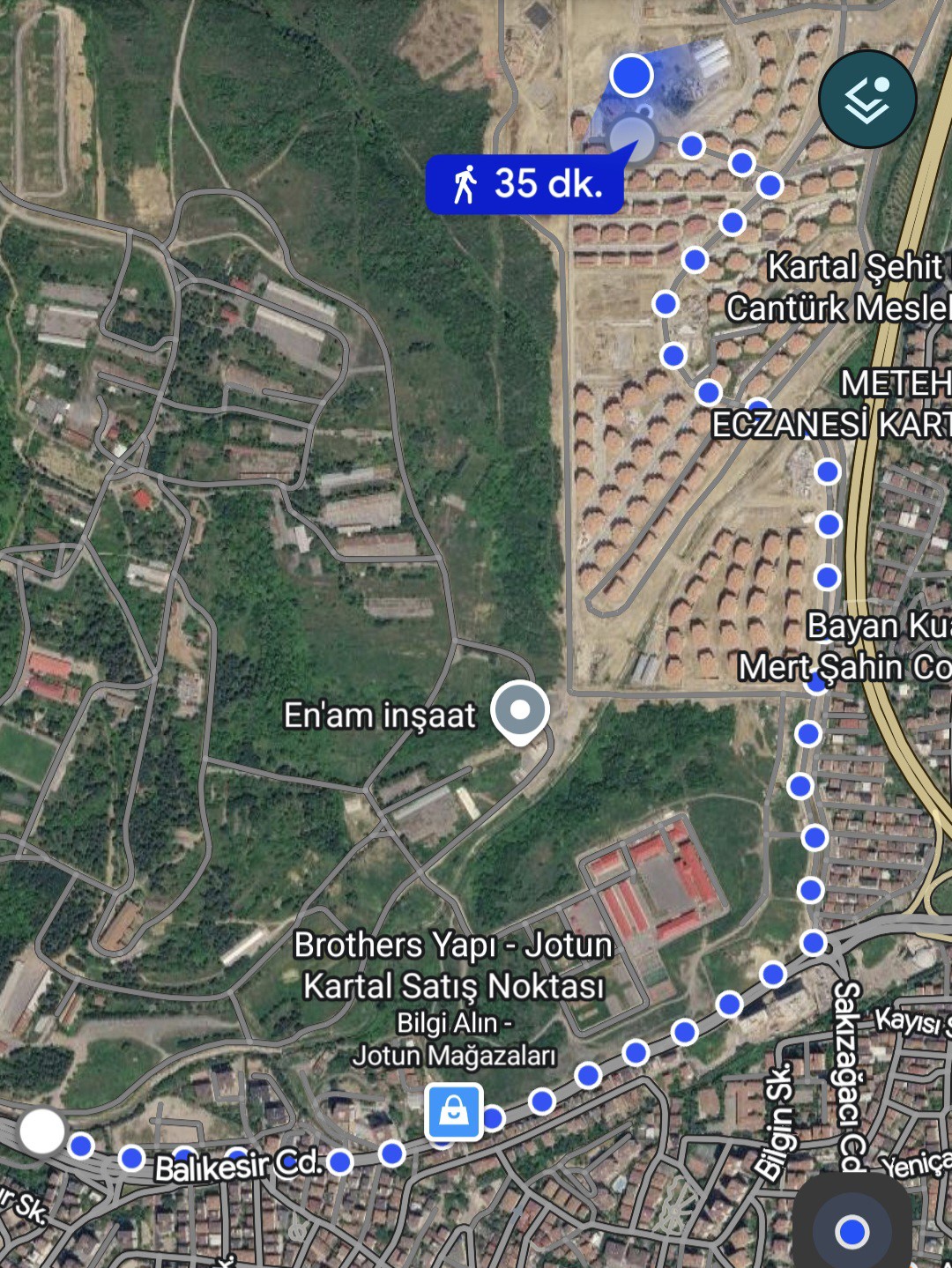 UKOME kararına rağmen minibüslere çalışma izni verilmezken Maltepe TOKİ konutlarında İBB kaynaklı ulaşım çilesi büyümeye devam ediyor