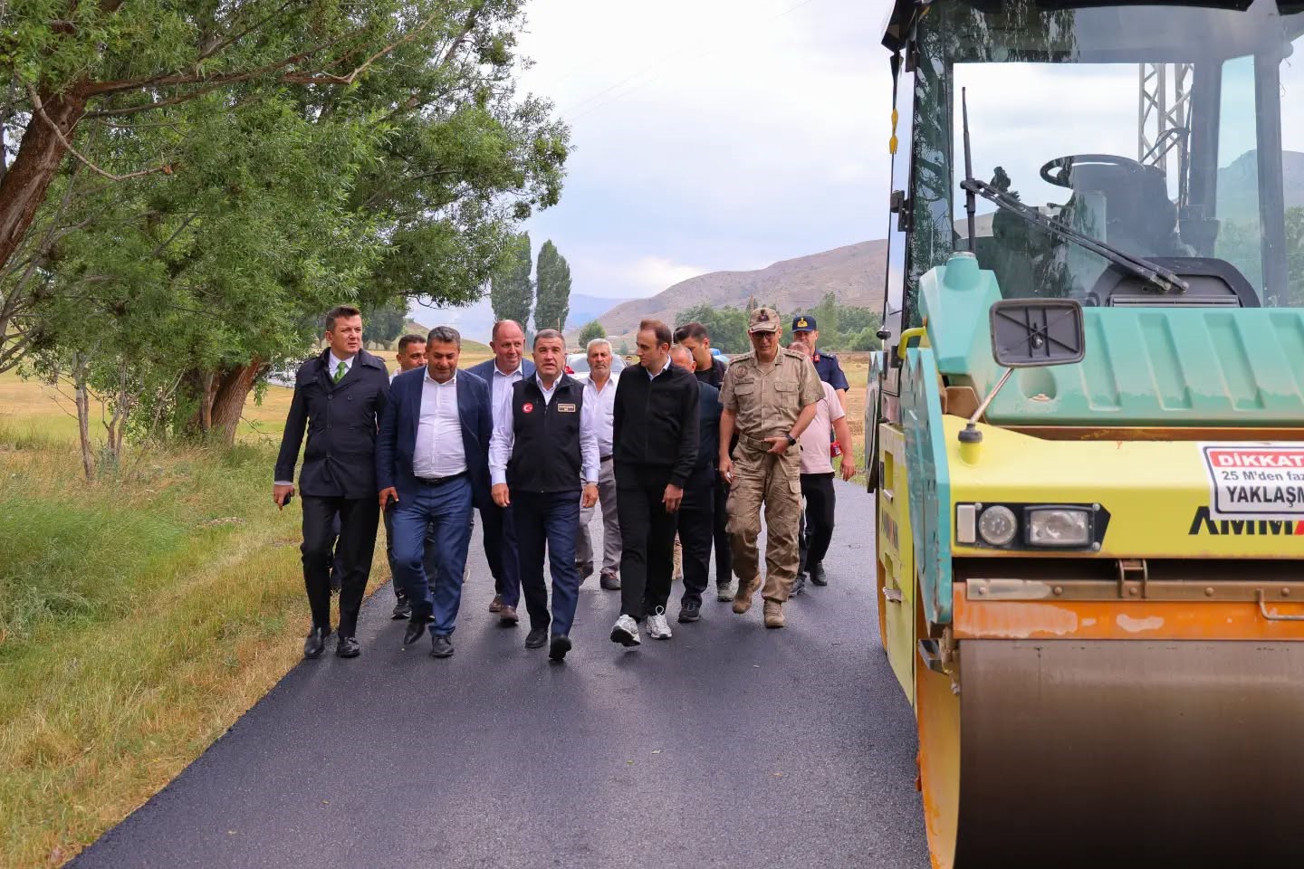 Çımağıl grup yolunda asfalt bakım ve onarım çalışmaları sürüyor