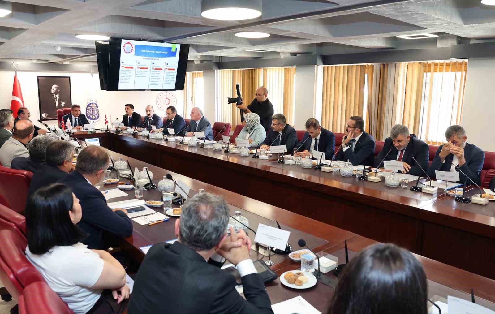 Sanayi, teknoloji, yatırım ve istihdam i&ccedil;in ortak akıl vurgusu