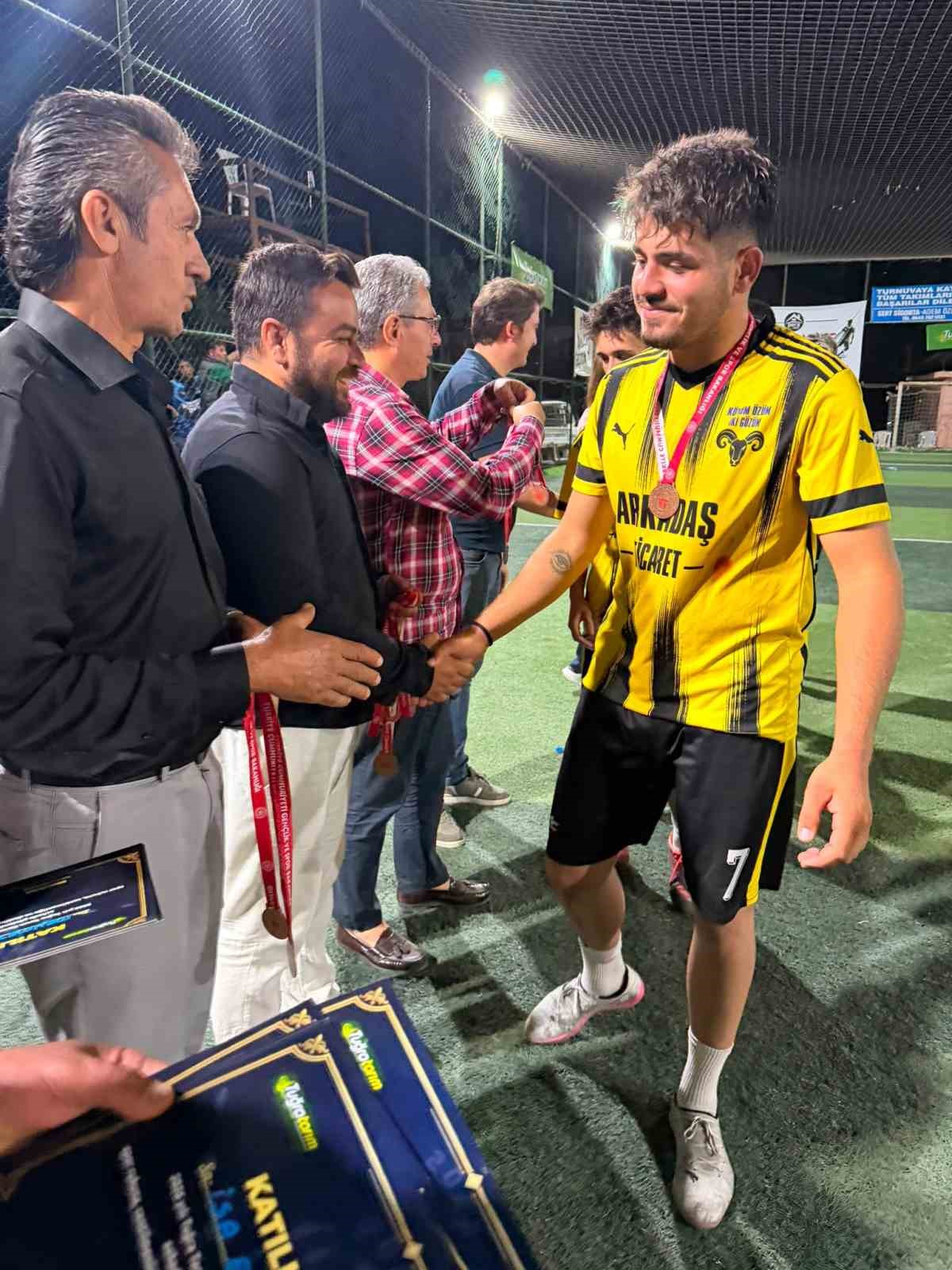 Karacören Futbol Turnuvası’nda şampiyon Dalama Spor oldu