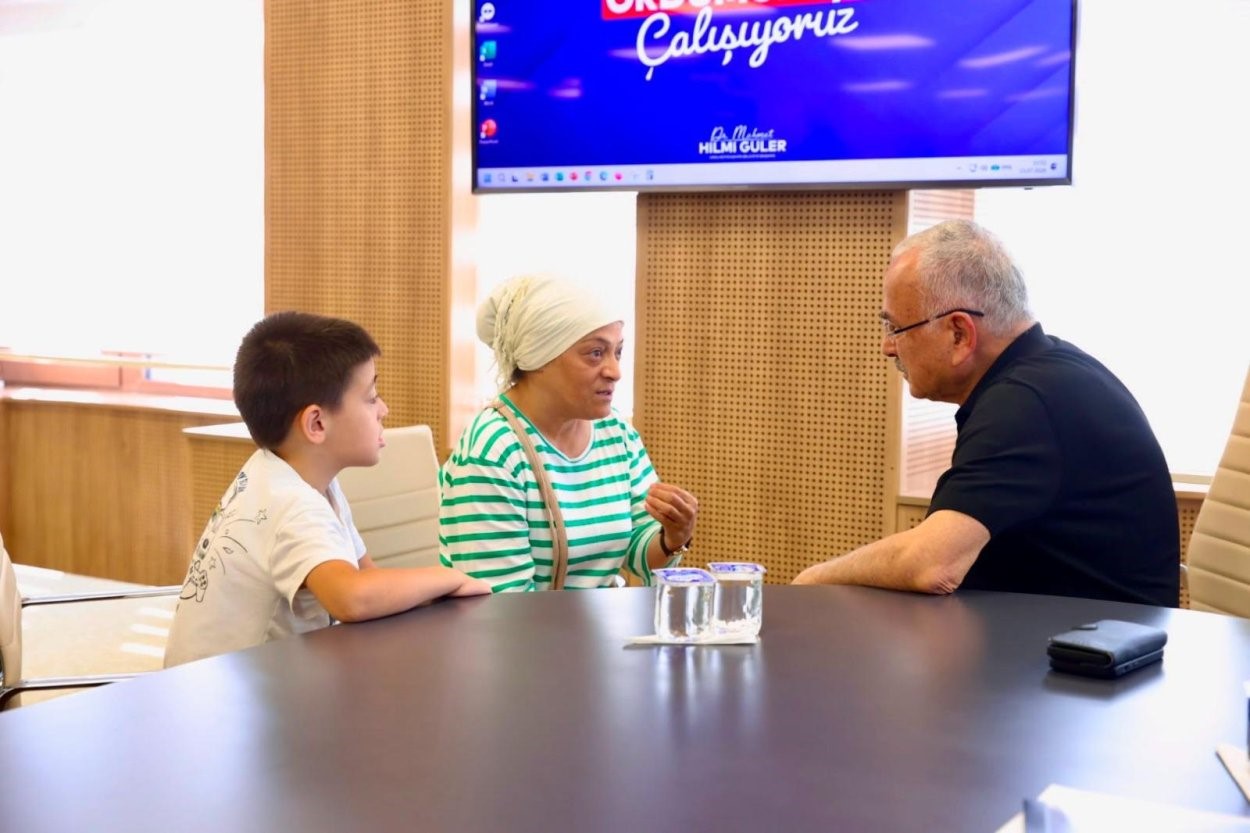 Başkan Güler’den yoğun mesai: Halk gününde 254 vatandaşla görüştü