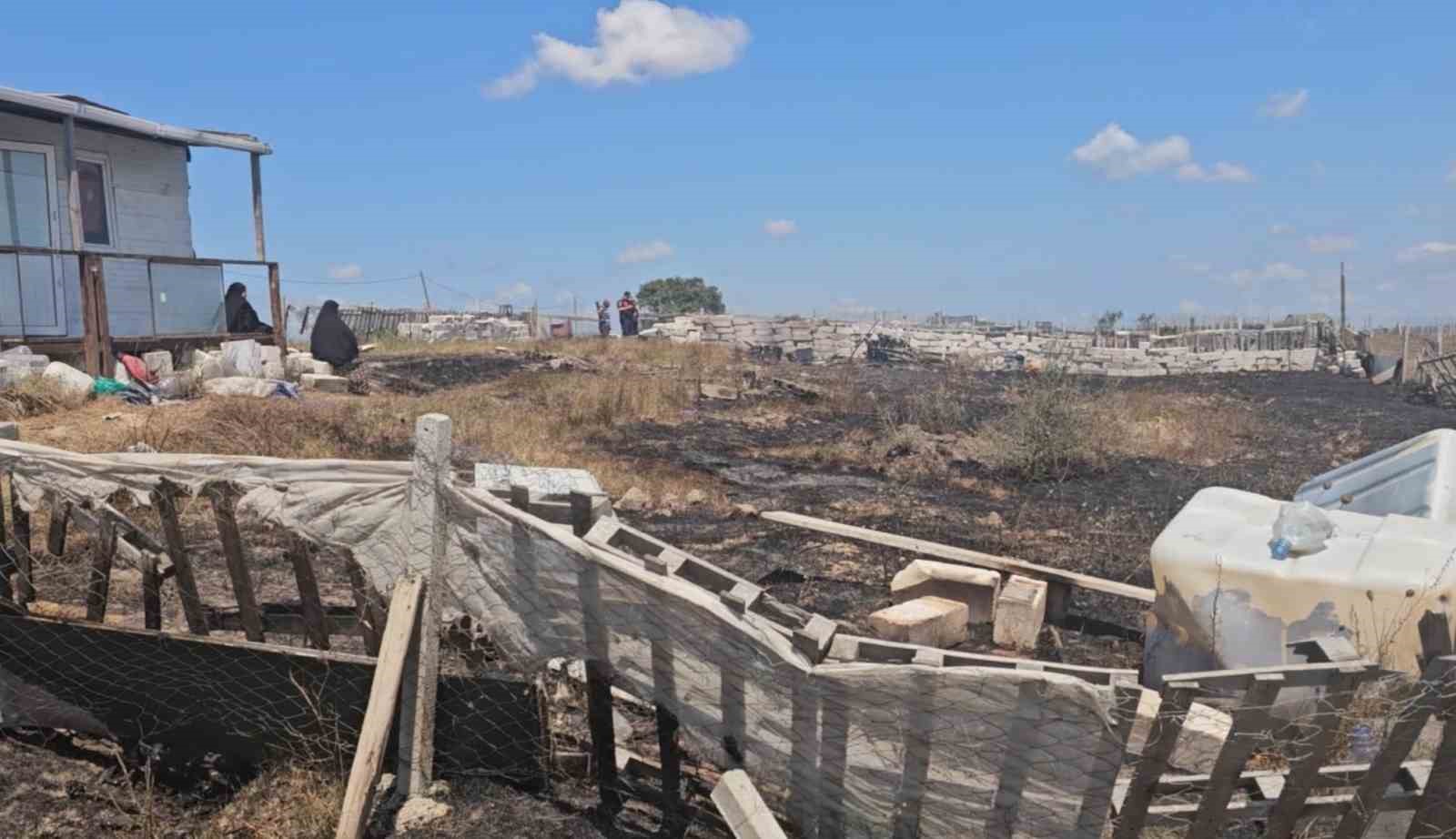 Hobi bahçesinde yakılan ateş ormanlık alana sıçradı