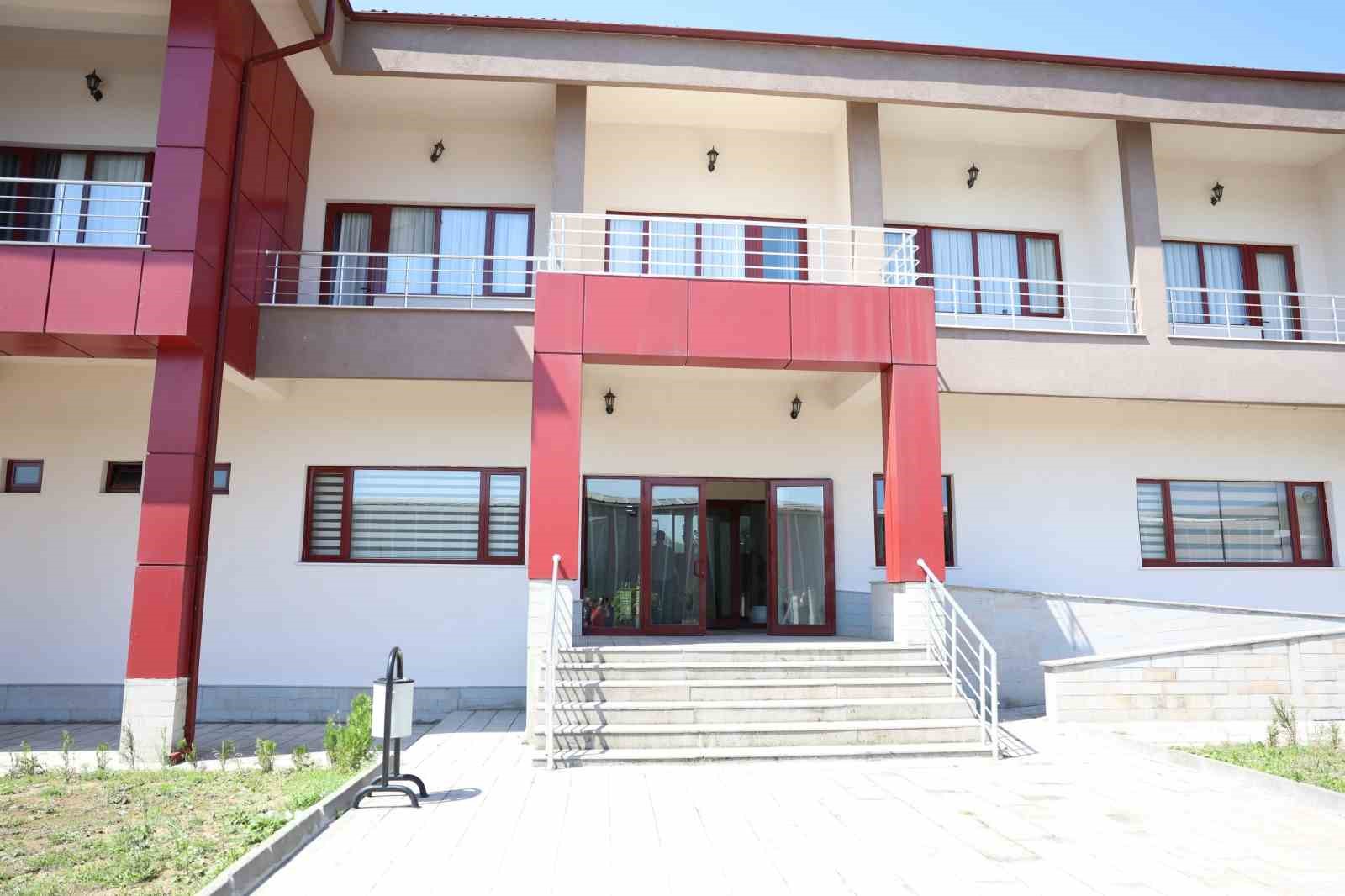 Düzce’de karayolları misafirhanesi hizmete girdi