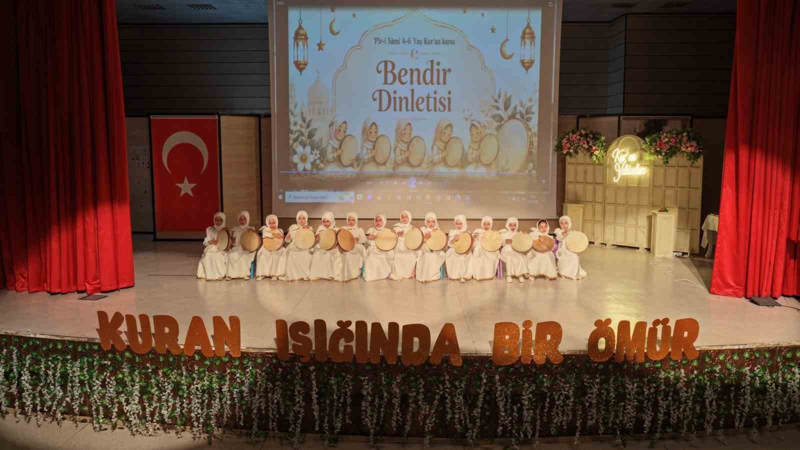 Erzincan&rsquo;da miniklerin Kur&rsquo;an sevinci