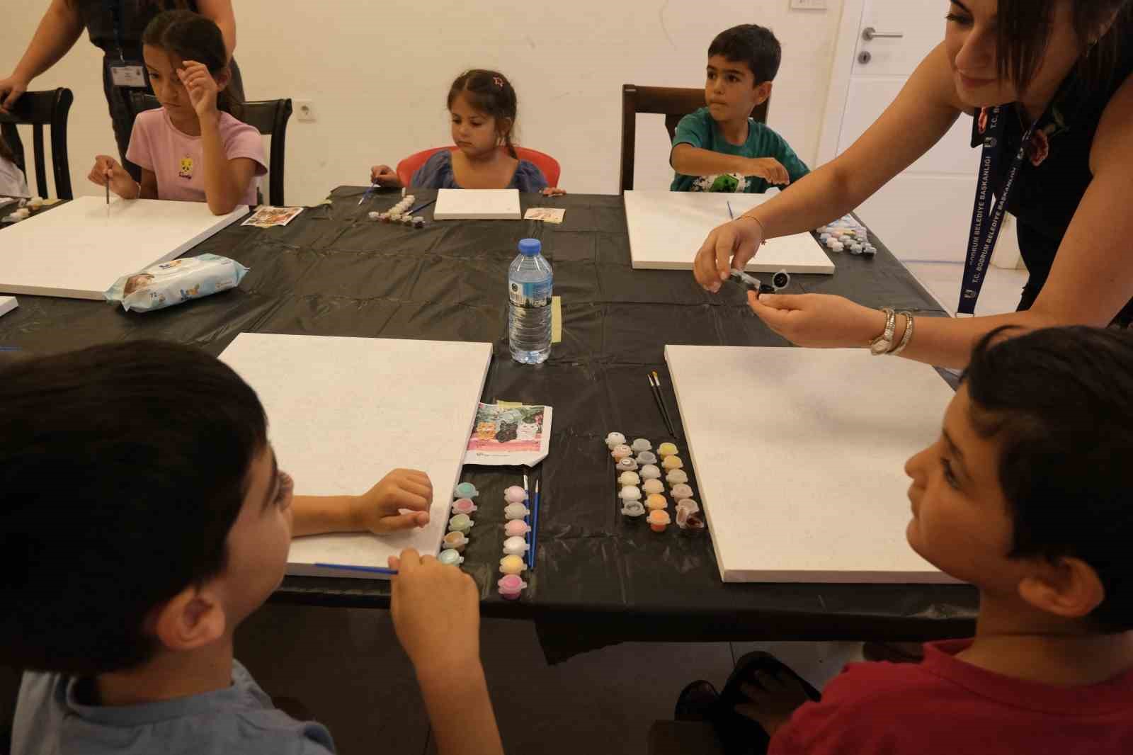 Bodrum Belediyesinden çocukların gelişimine sanat desteği