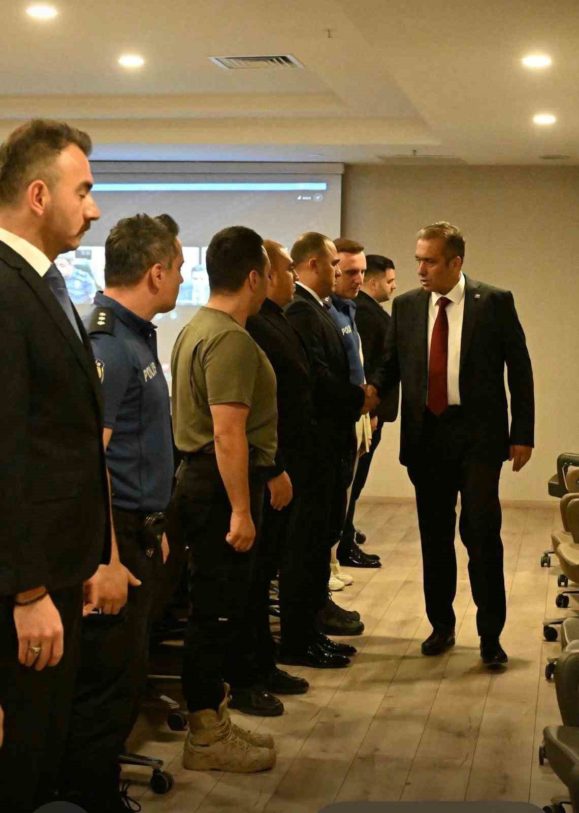Şırnak’ta güvenlik zirvesi: Huzur için yeni yol haritası belirlendi