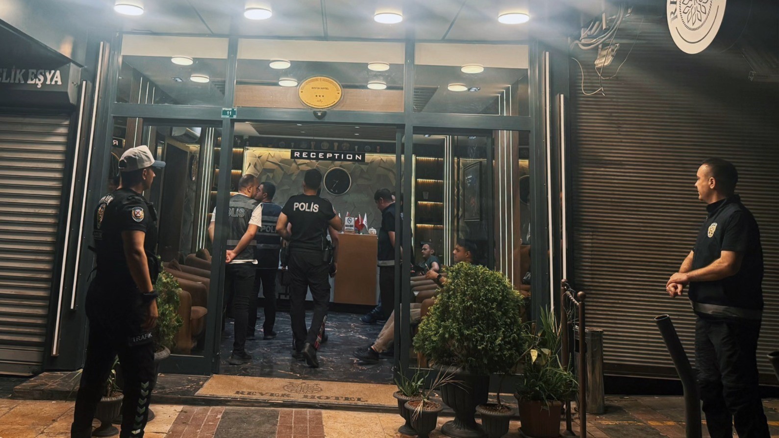 Şanlıurfa&rsquo;da aranan 26 ş&uuml;pheli yakalandı