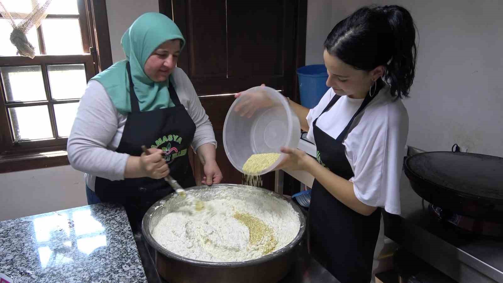 Amasya&rsquo;da geleneksel &rsquo;&ccedil;anak tarhana&rsquo; mesaisi başladı