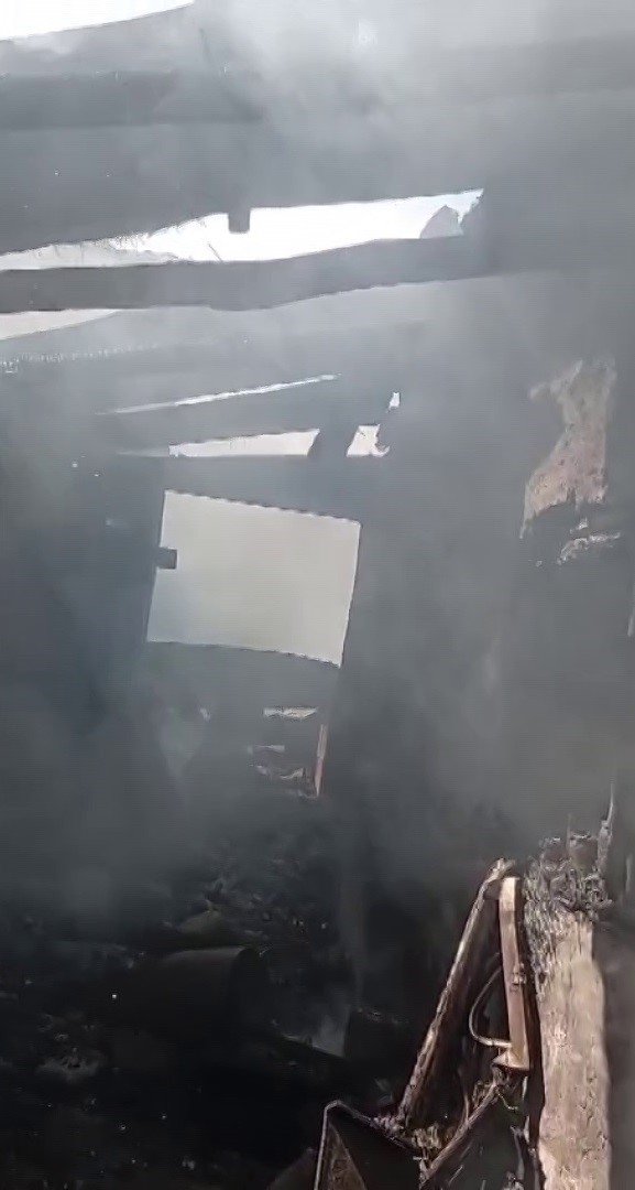 Sivas’ta mutfak tüpü patladı, çıkan yangında bir kişi dumandan etkilendi