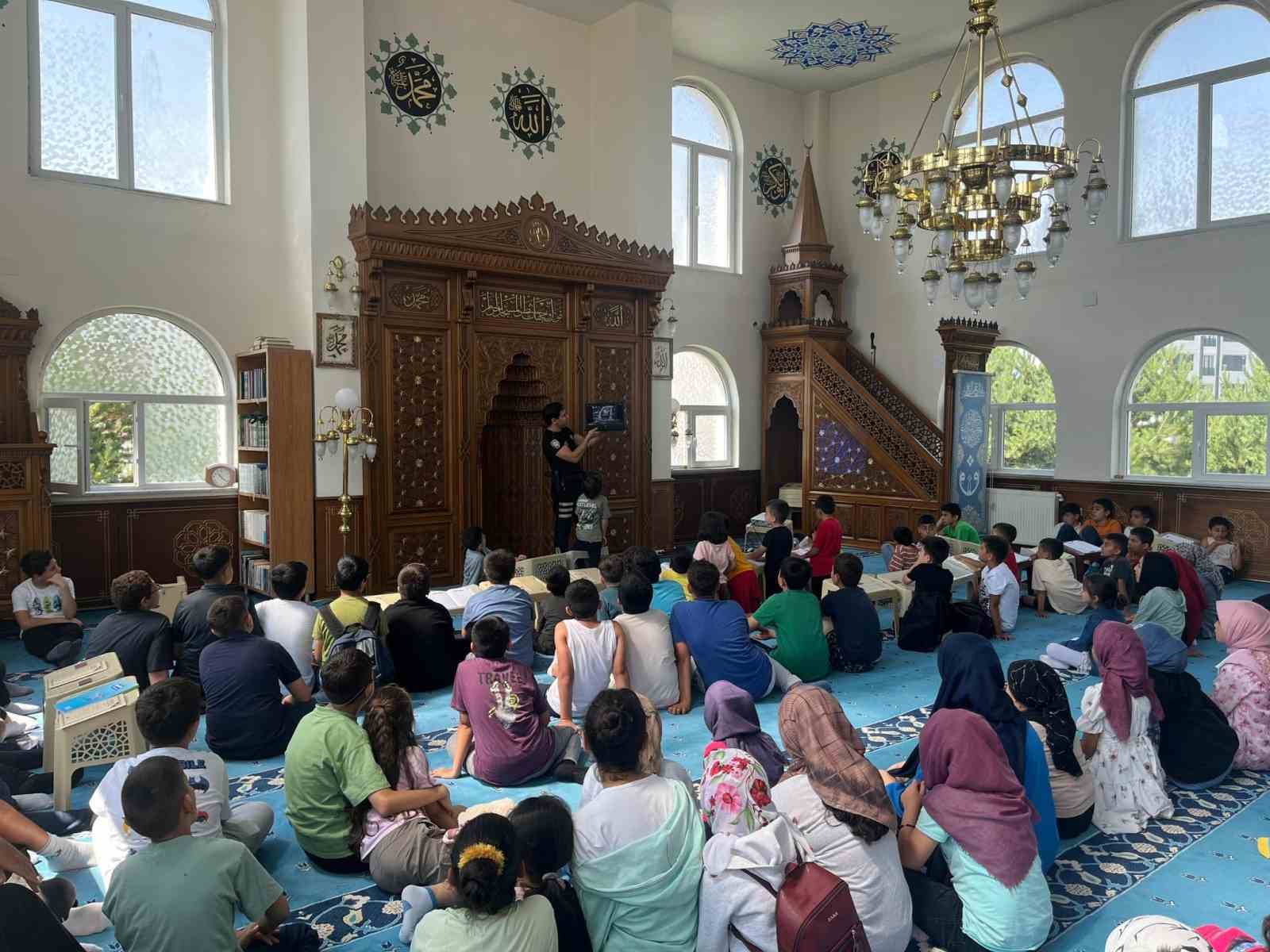 Kars’ta miniklere trafik bilinci aşılandı