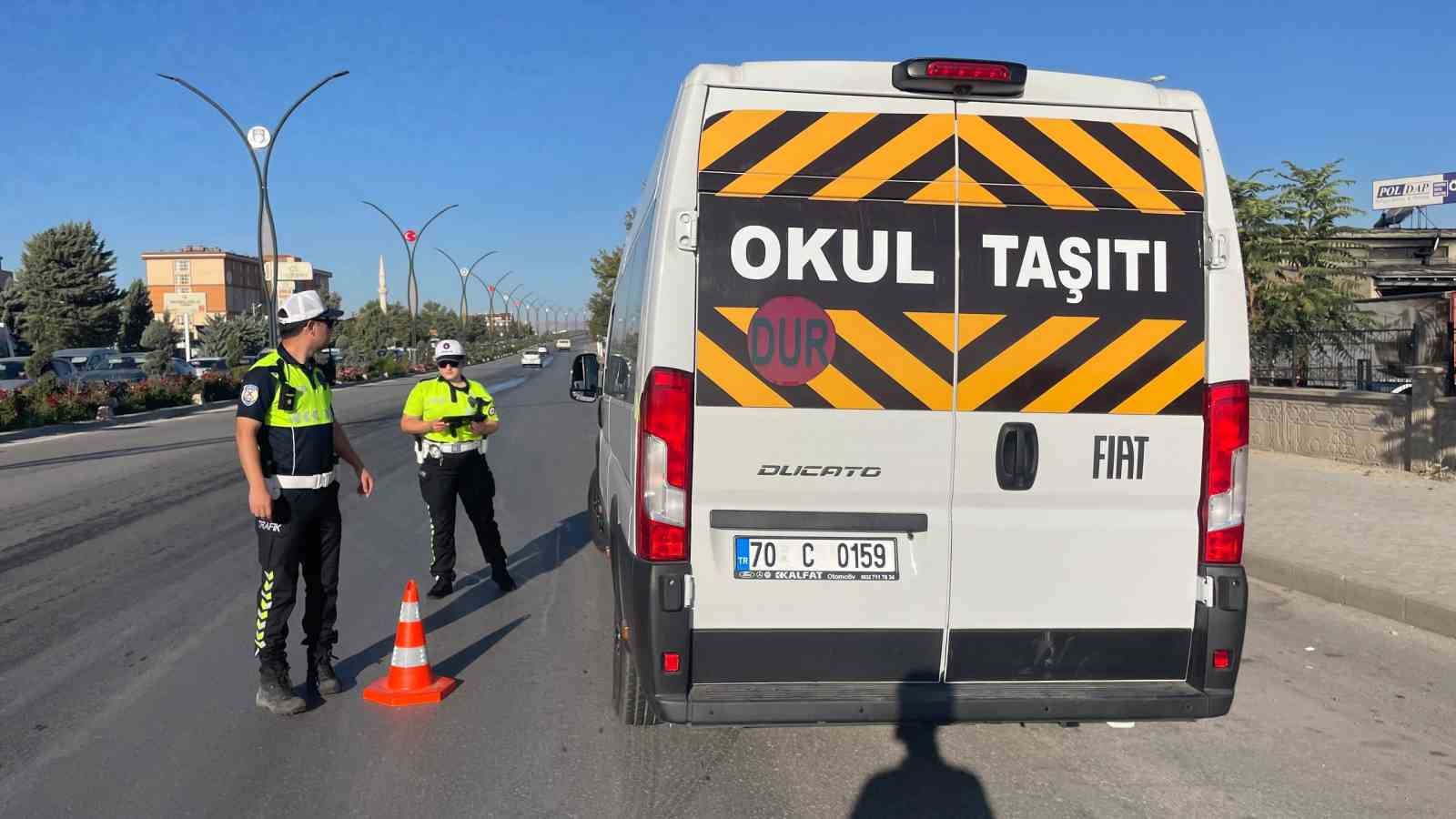 Karaman&rsquo;da okul servislerine denetim