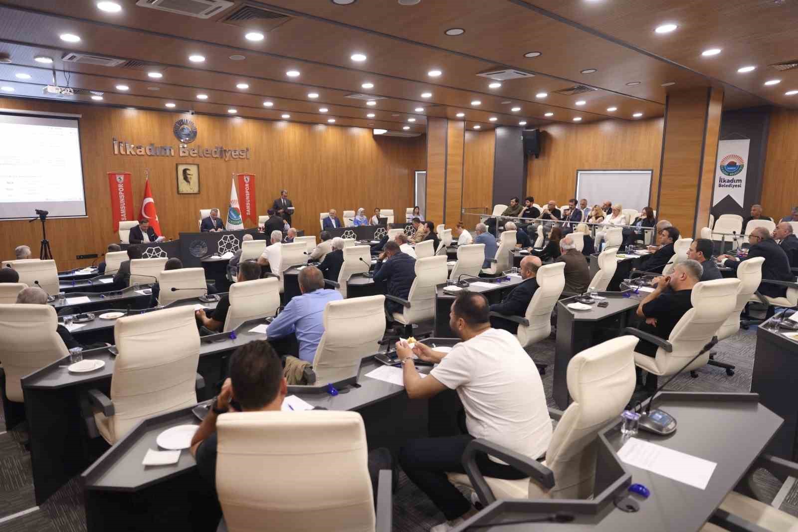 Başkan Kurnaz: "İlkadım i&ccedil;in var g&uuml;c&uuml;m&uuml;zle &ccedil;alışıyoruz"