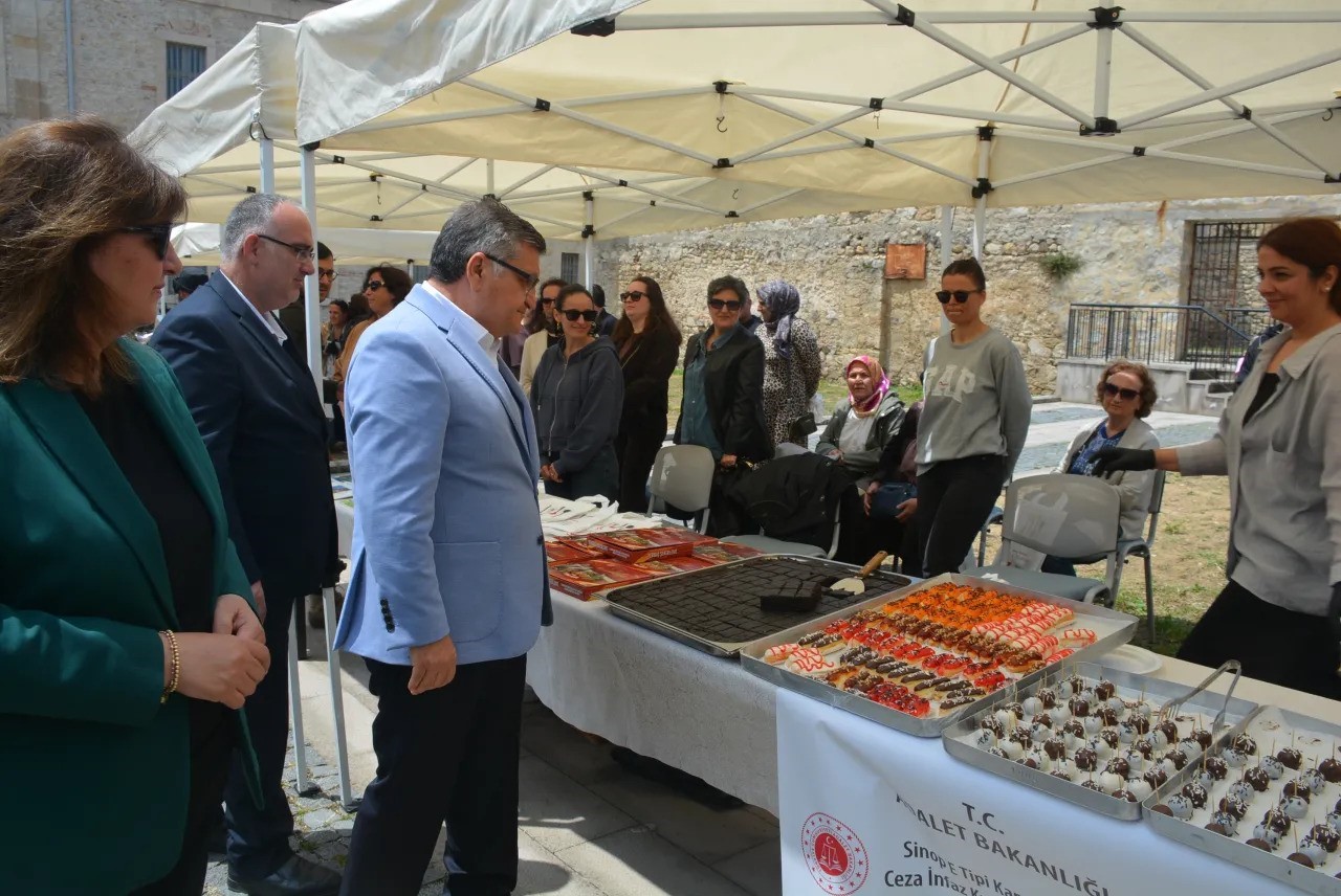 Tarihi Cezaevi&rsquo;nde lezzet ş&ouml;leni: Sinop mutfağı turistlerle buluştu