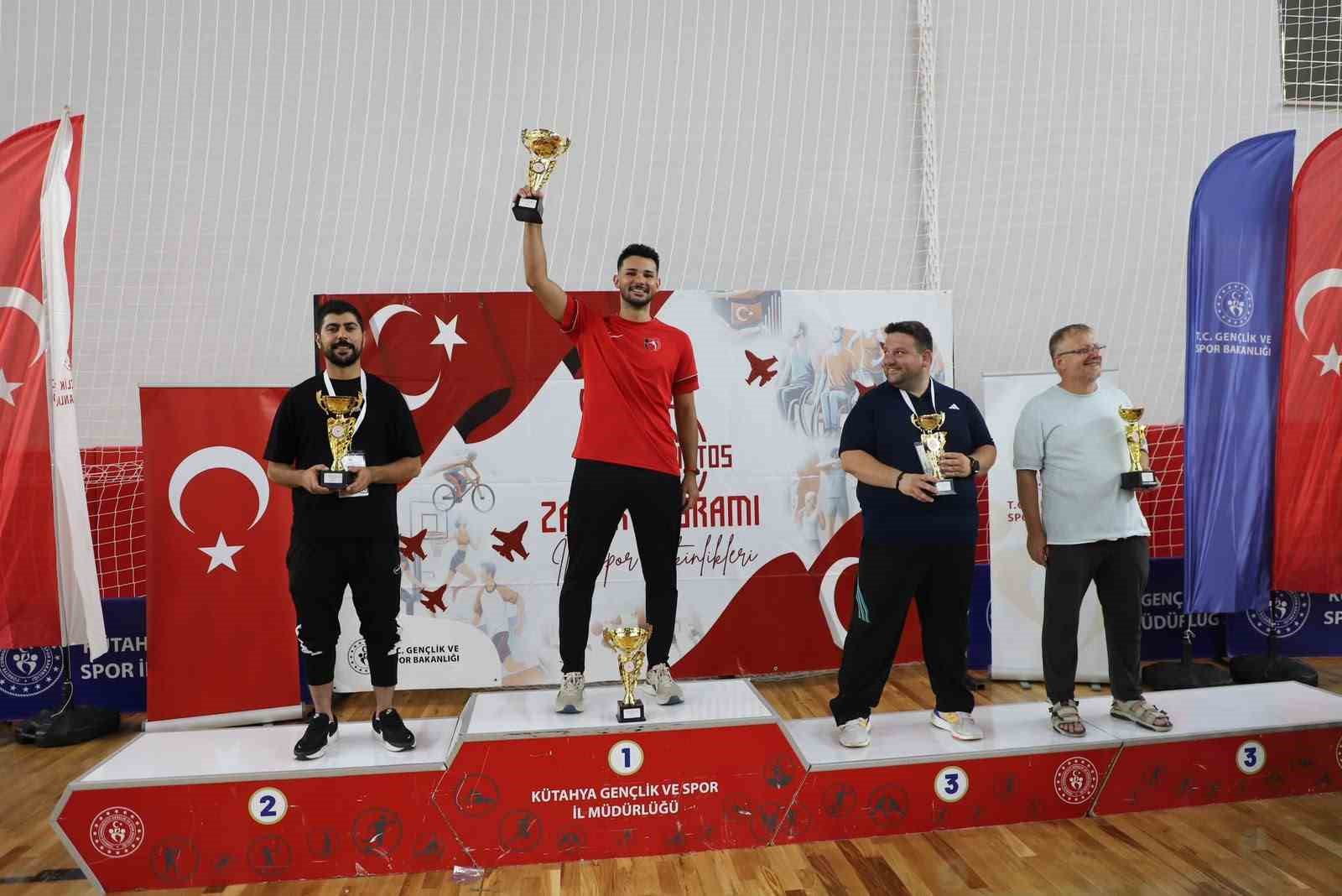 K&uuml;tahya&rsquo;da 30 Ağustos Yıldızlar Taekwondo Zafer Kupası&rsquo;nda &ouml;d&uuml;l heyecanı
