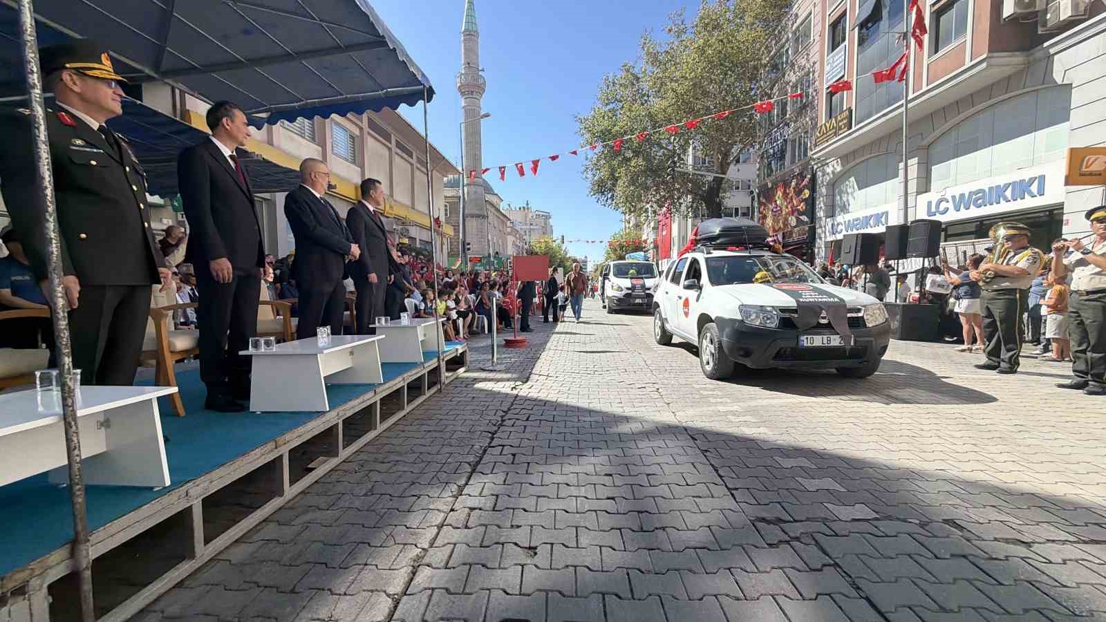 Edremit’in kurtuluşunun 104. yılı coşku ve gururla kutlandı