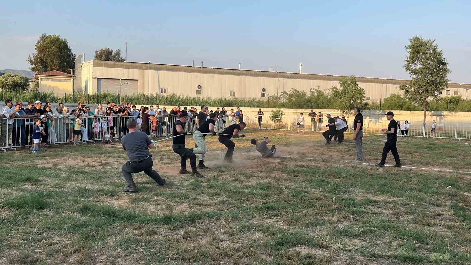 Aydın İl Emniyet Müdürlüğü personeli dayanışma etkinliğinde buluştu