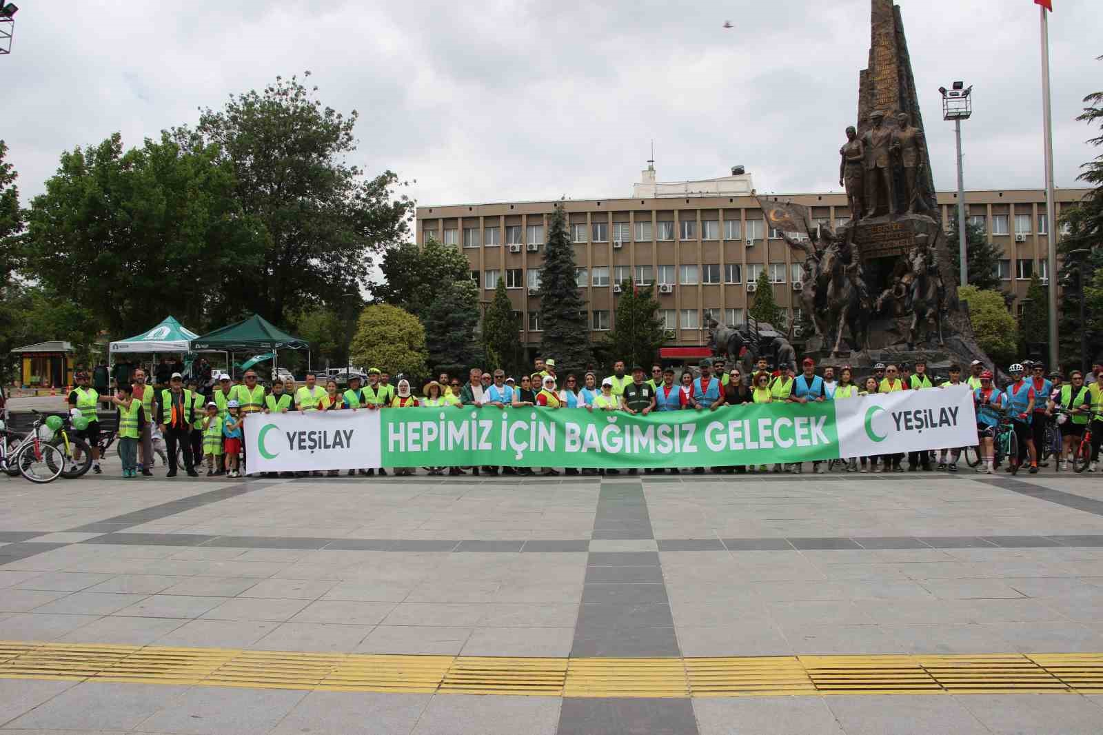 Uşak’ta 13. Geleneksel Yeşilay Bisiklet Turu düzenlendi