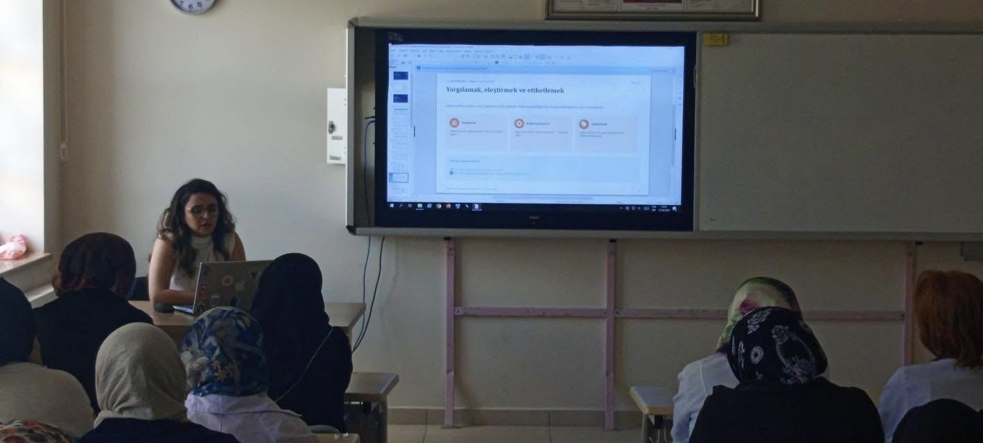Bayburt’ta HEM kursiyerlerine iletişim becerileri eğitimi verildi