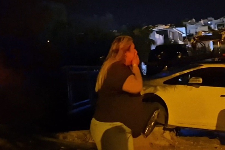 Otomobilinin halini görünce gözyaşlarına boğuldu