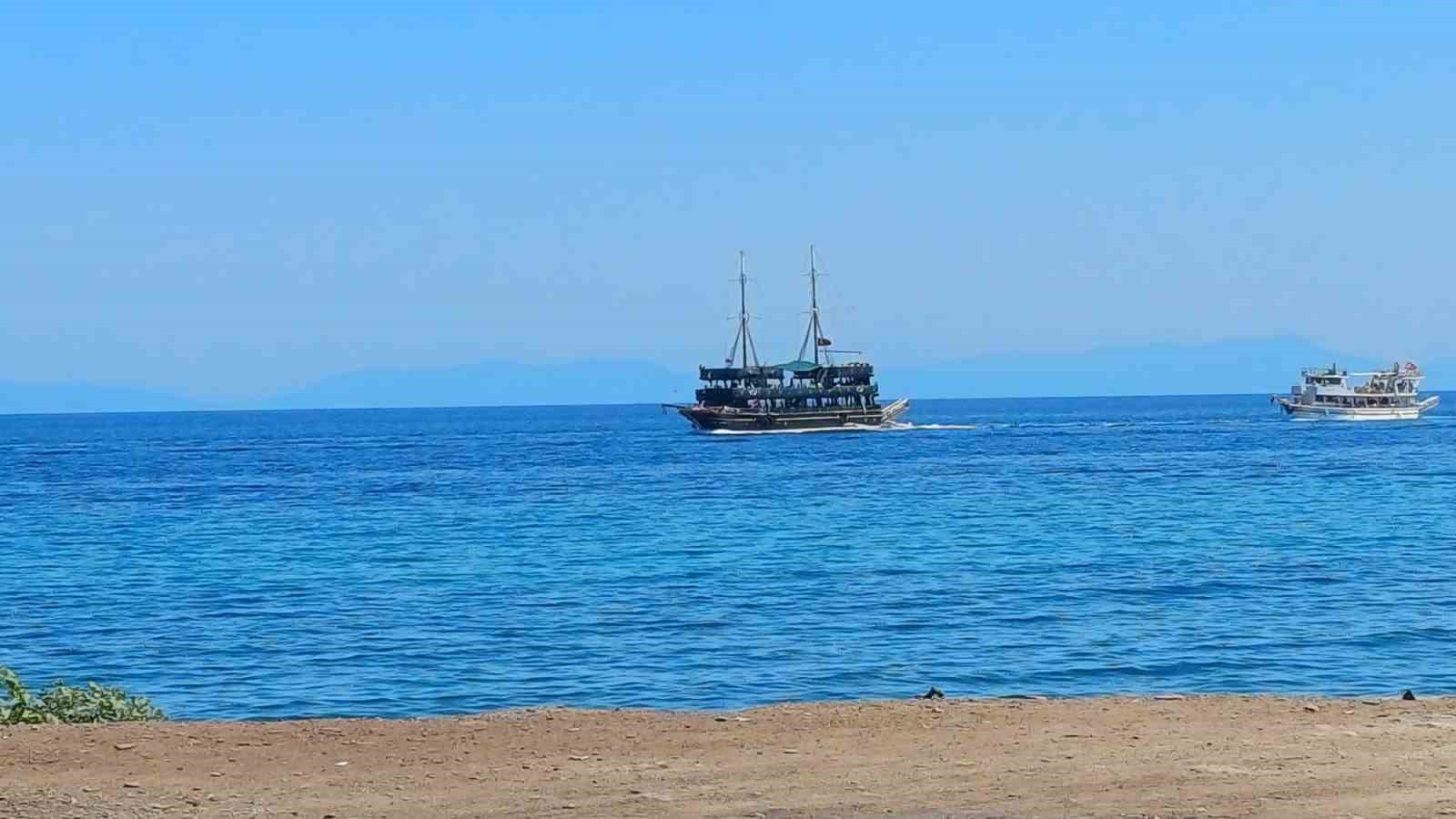 Kuşadası’nda tekne turlarına yoğun ilgi