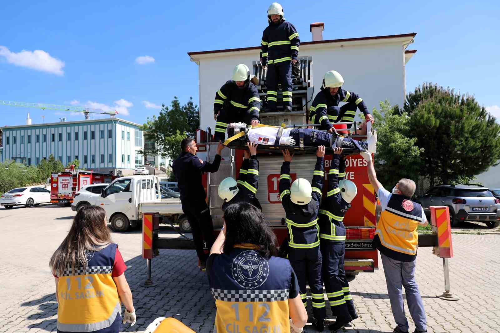 Bilecik&rsquo;te hastane tahliye tatbikatı