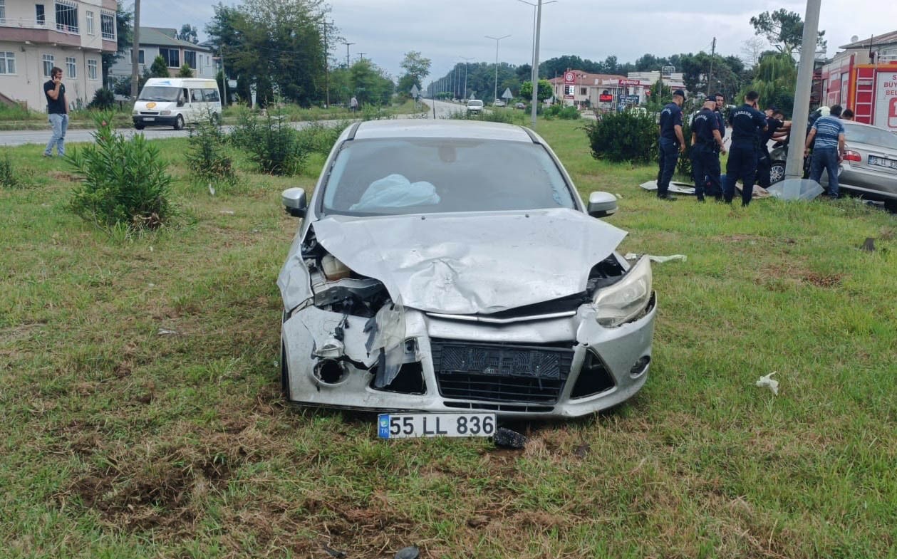 Samsun’da otomobiller çarpıştı: 5 yaralı