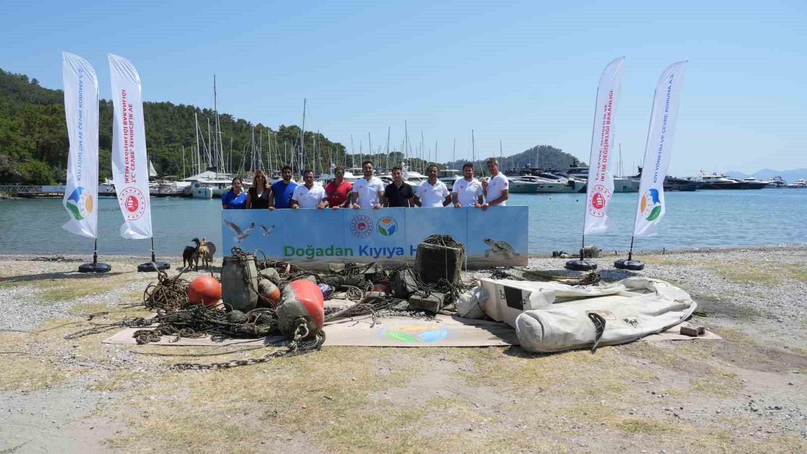 Göcek Halk Plajı’nda deniz dibi temizliği tamamlandı