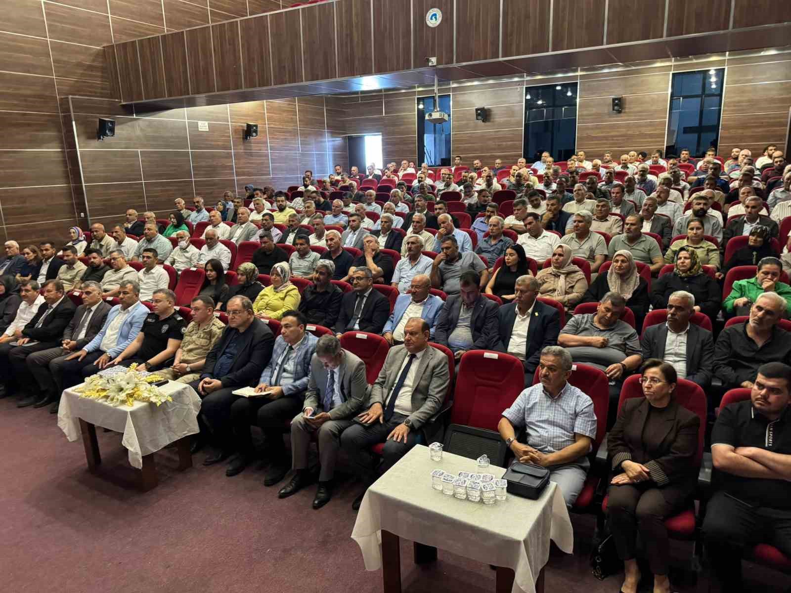 Birecik&rsquo;in sorunları ele alındı