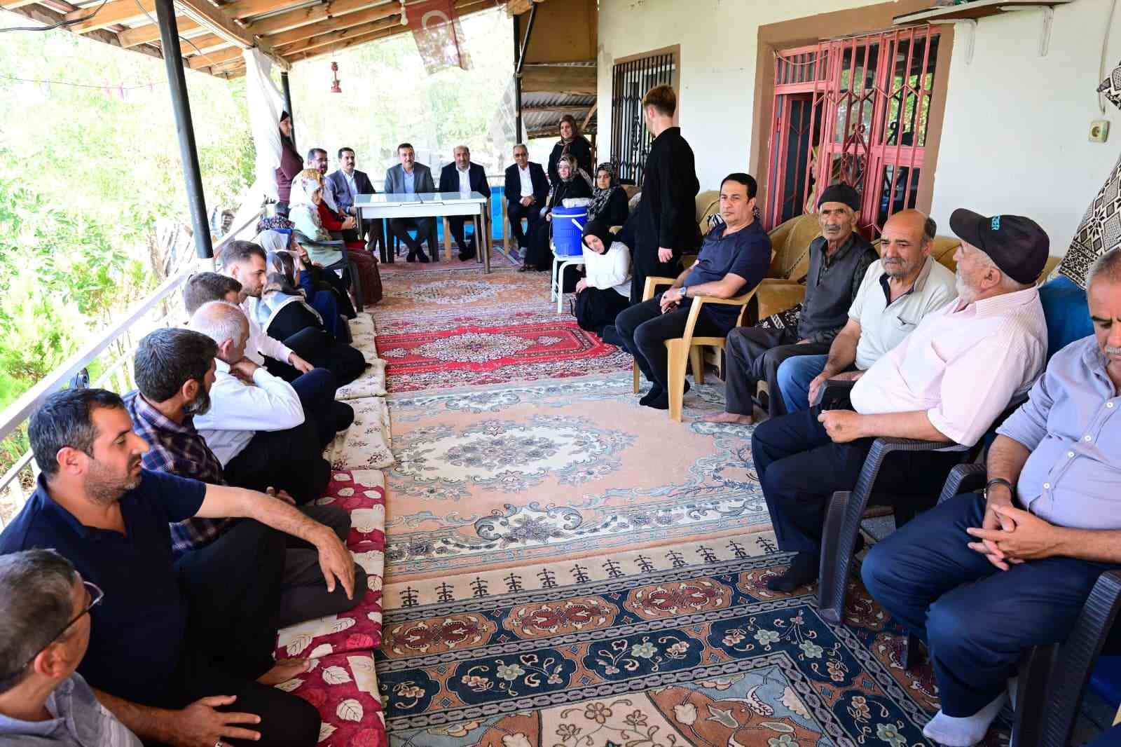 Başkan Taşkın&rsquo;dan Milletvekili T&uuml;fenk&ccedil;i ile mahalle ziyareti