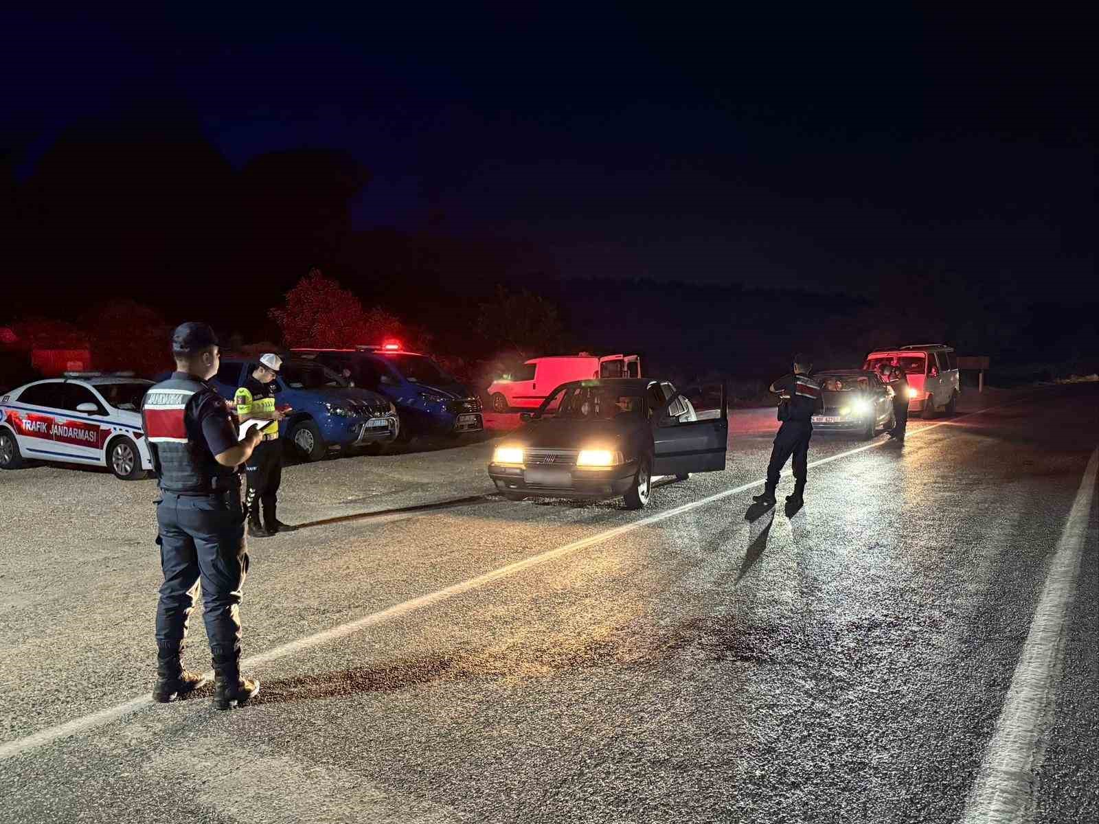 Gaziantep&rsquo;te 353 aranan şahıs yakalandı
