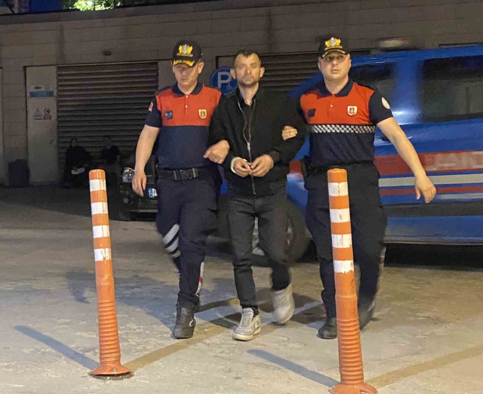 Zehir tacirlerine şafak baskını kamerada : 58 tutuklama