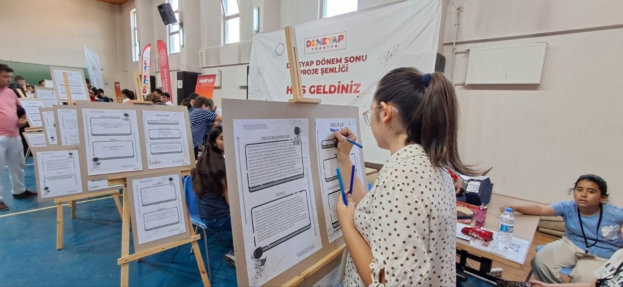 Erzincan&rsquo;da bilim ve teknoloji r&uuml;zg&acirc;rı: 28 proje j&uuml;ri karşısına &ccedil;ıktı