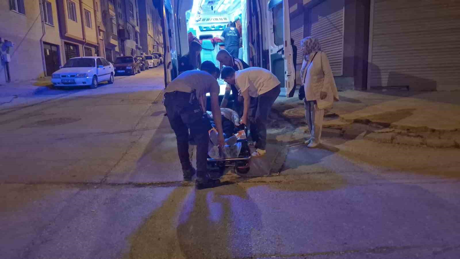 Eskişehir’de bunalıma giren şahıs kendi karnına bıçak sapladı