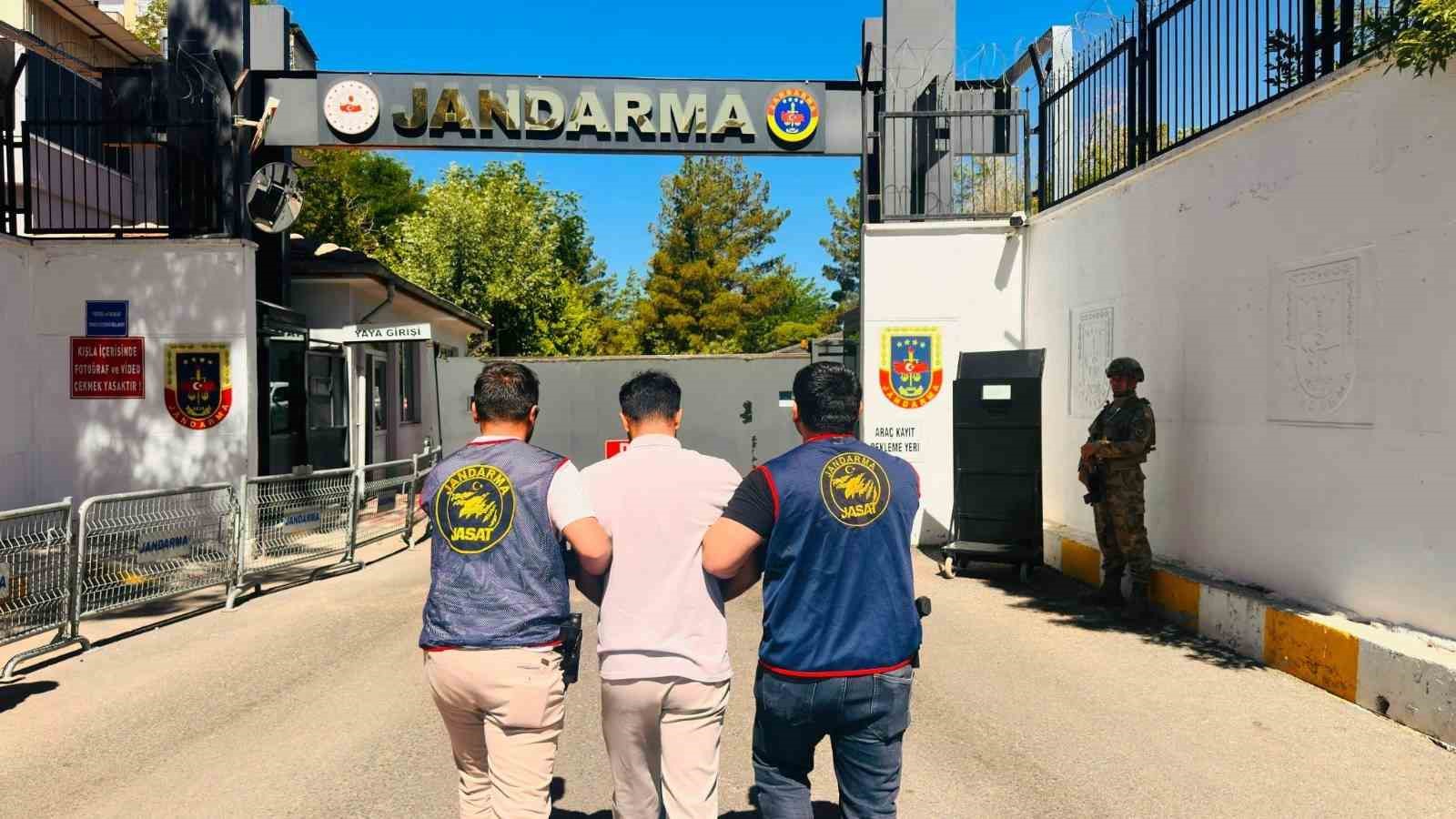 Diyarbakır’da aranan 124 kişi yakalandı
