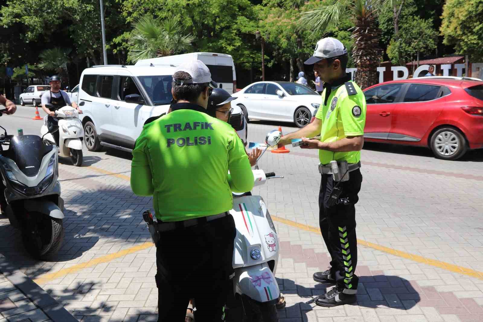 Turgutlu’da yaz aylarının gelmesiyle kask denetimleri artırıldı
