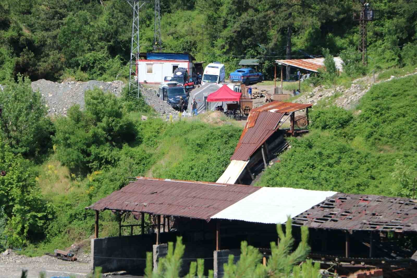 Bolu’daki maden göçüğünde hayatını kaybeden işçiyi çıkarma çalışmaları 26. saatinde sürüyor